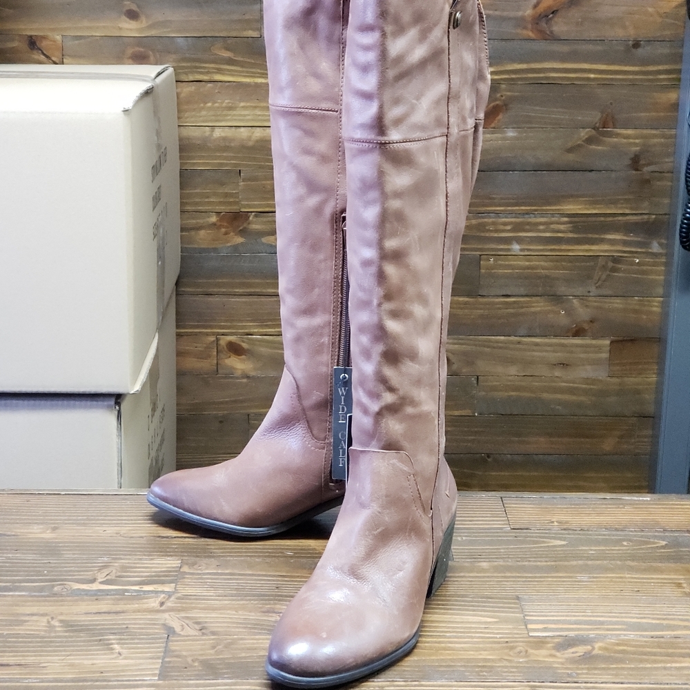 Vince Camuto Wide Calf Boots Size 7.5